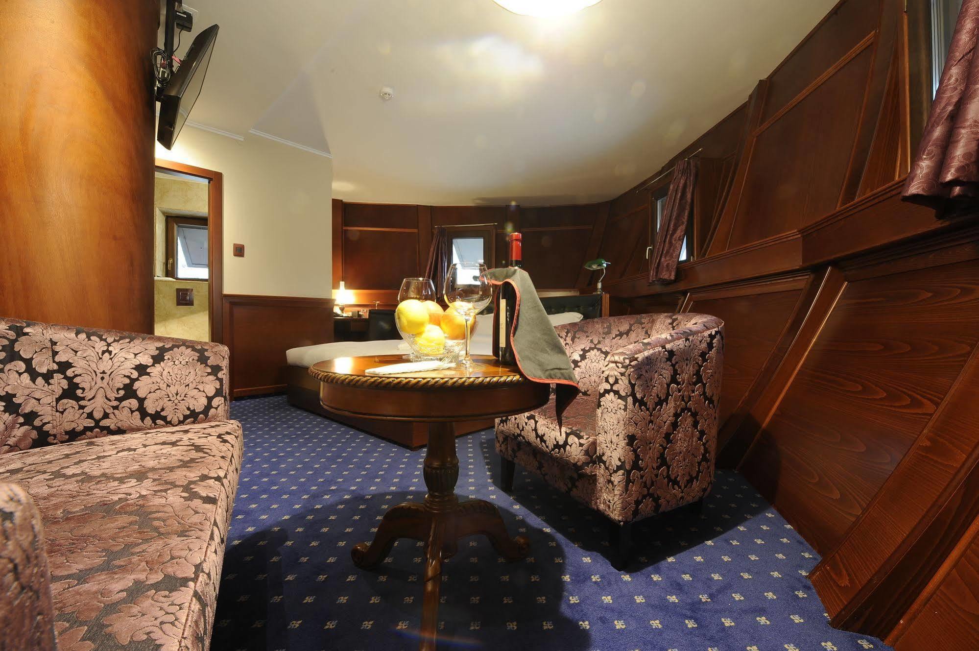 Hotel Senigallia 스코페 외부 사진