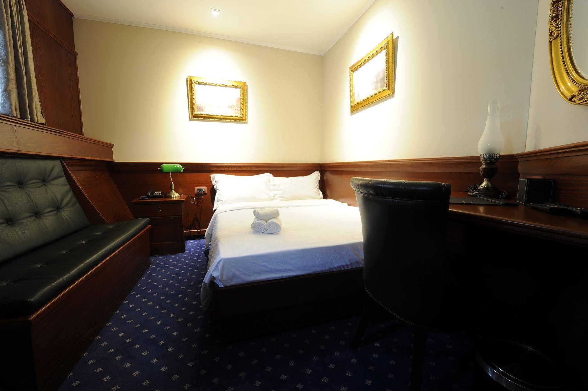 Hotel Senigallia 스코페 외부 사진